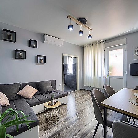 Apartment Korado Пула Екстериор снимка