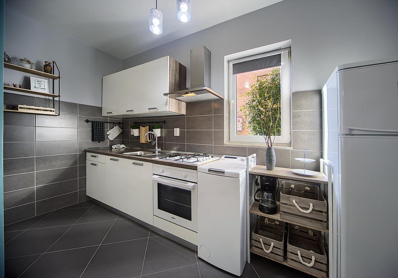Apartment Korado Пула Екстериор снимка