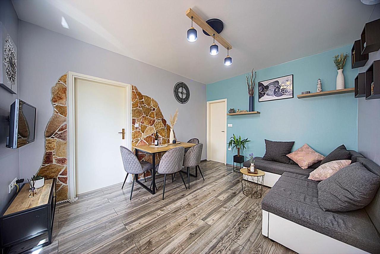 Apartment Korado Пула Екстериор снимка
