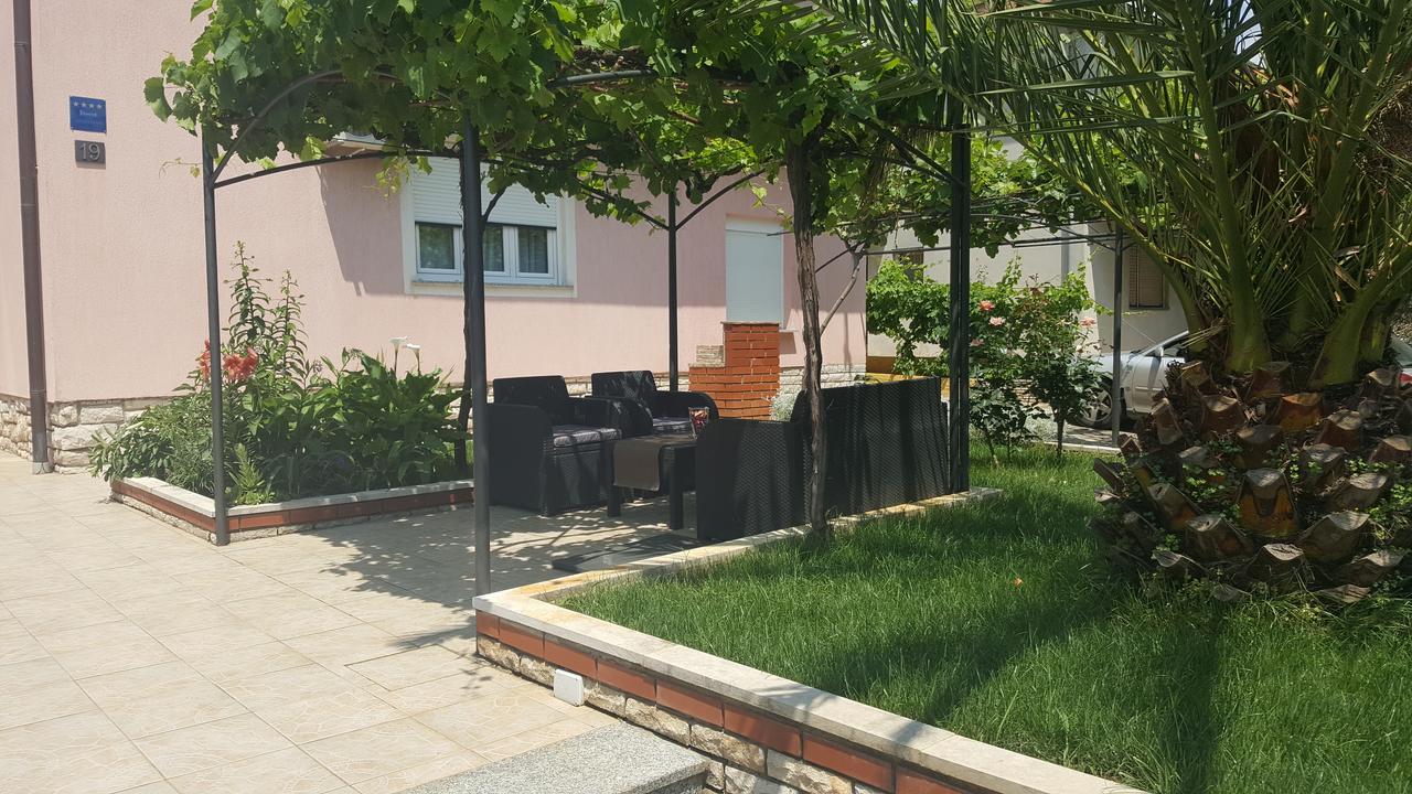 Apartment Korado Пула Екстериор снимка